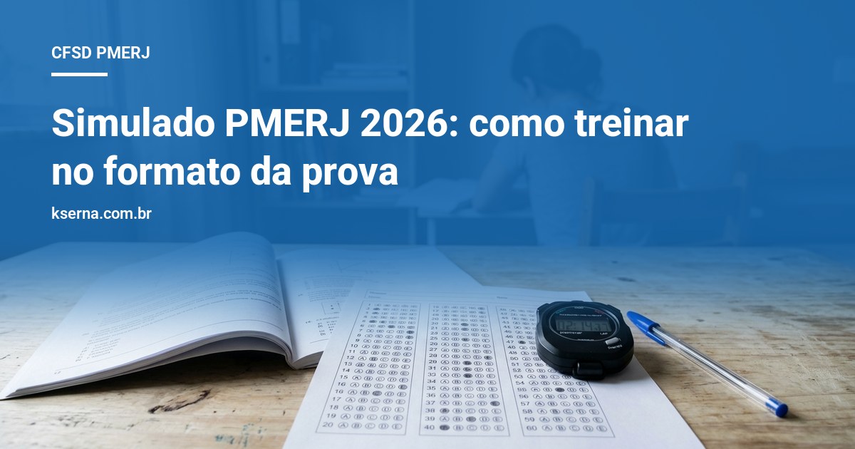 Simulado PMERJ: folha de respostas com cinco alternativas, cronometro e caneta sobre a mesa de estudo, com uma pessoa estudando ao fundo